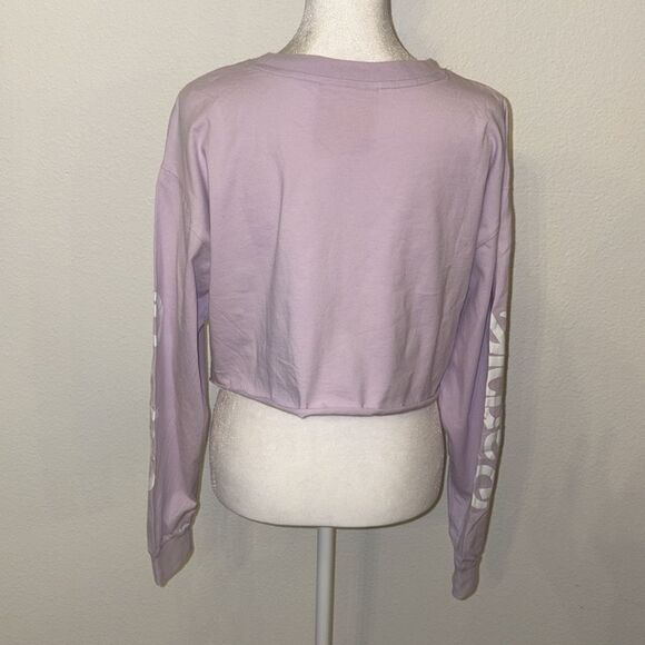 Forever 21 Barbie lavender cropped long sleeve top - Picture 4 of 4
